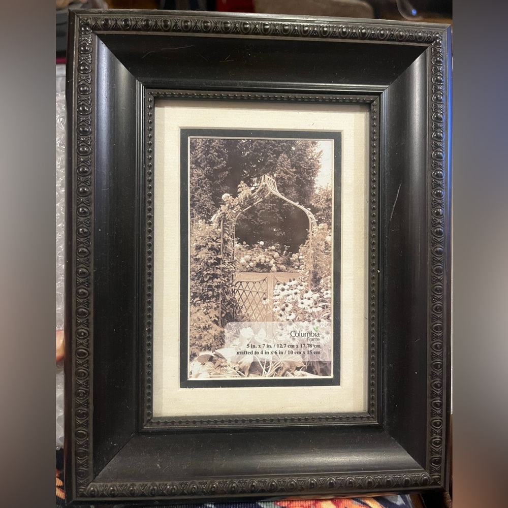 Black Frame with mat